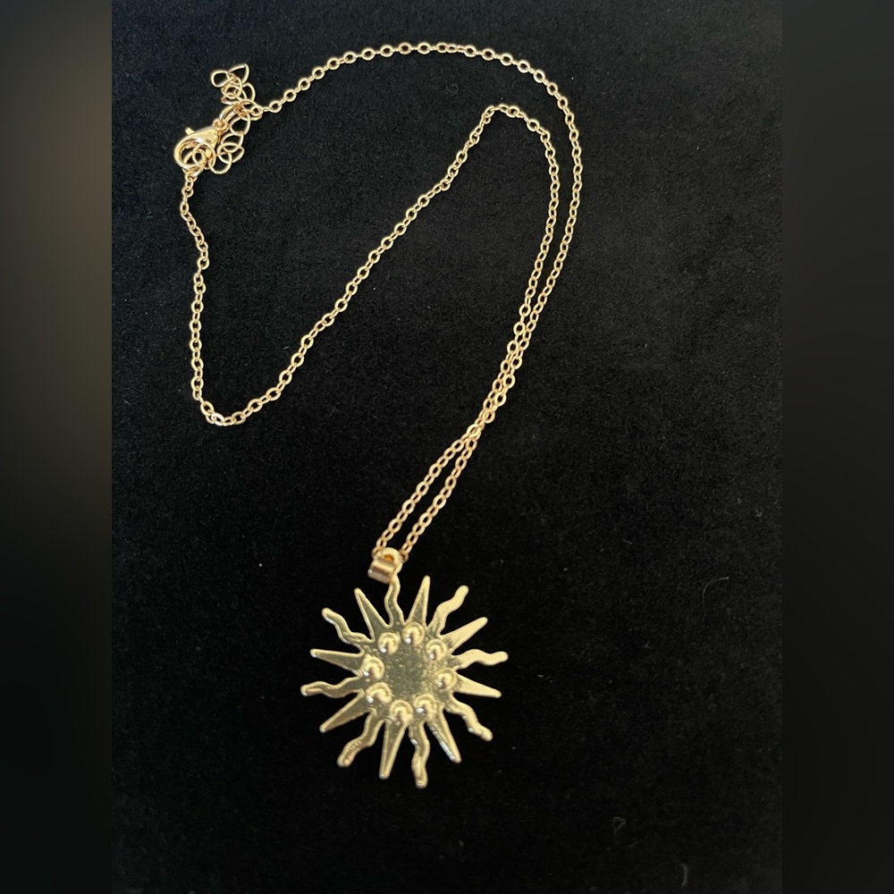 Fashion Jewelry- Celestial Gold Sun Pendant Necklace - Picture 2 of 3